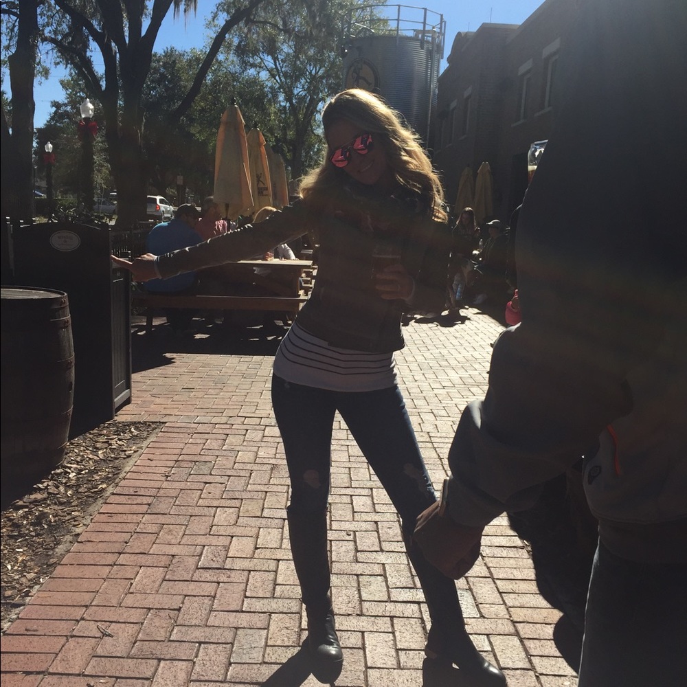 Meet your Posher, Jenny